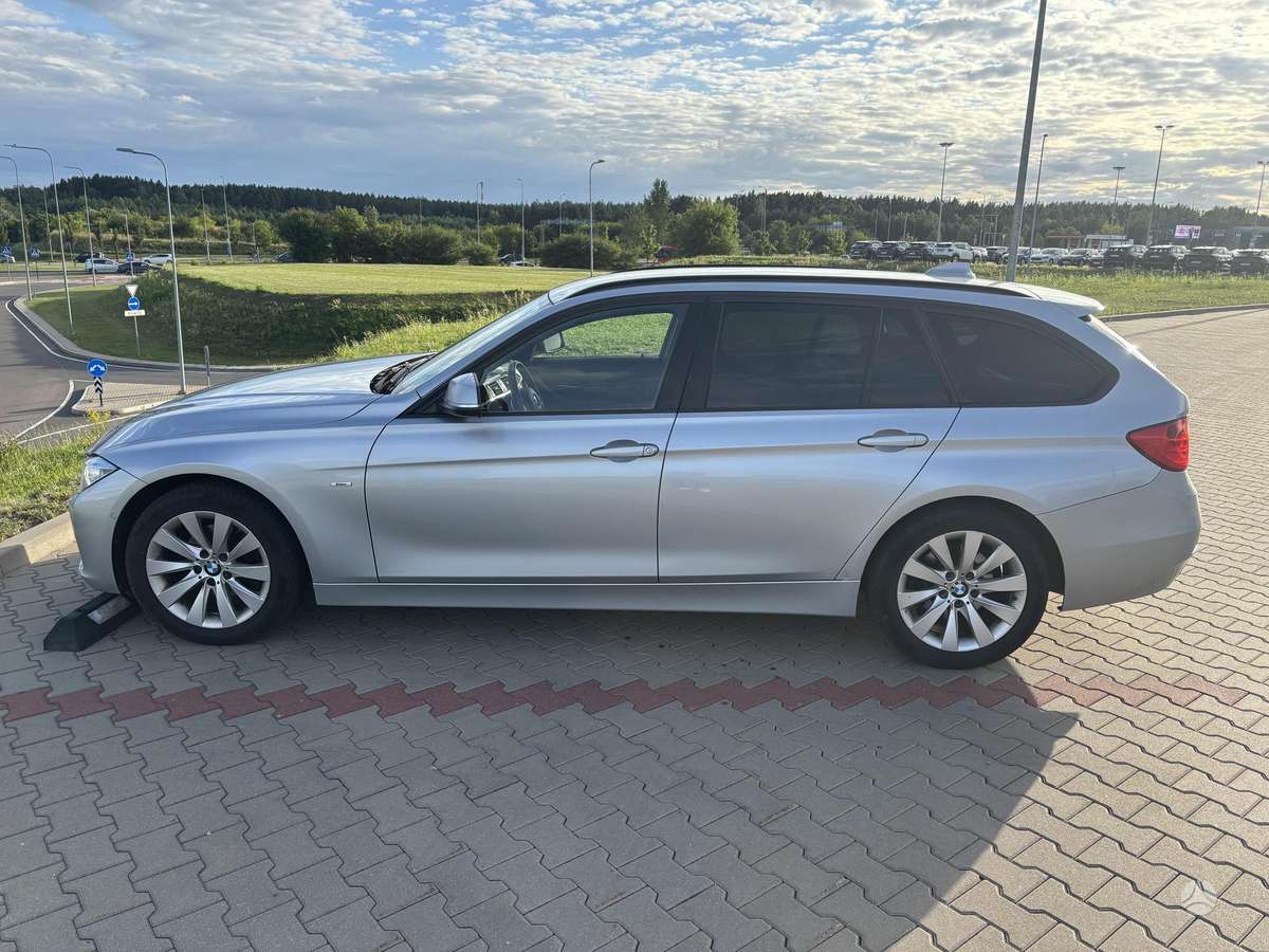 BMW 318, 2.0 l., wagon