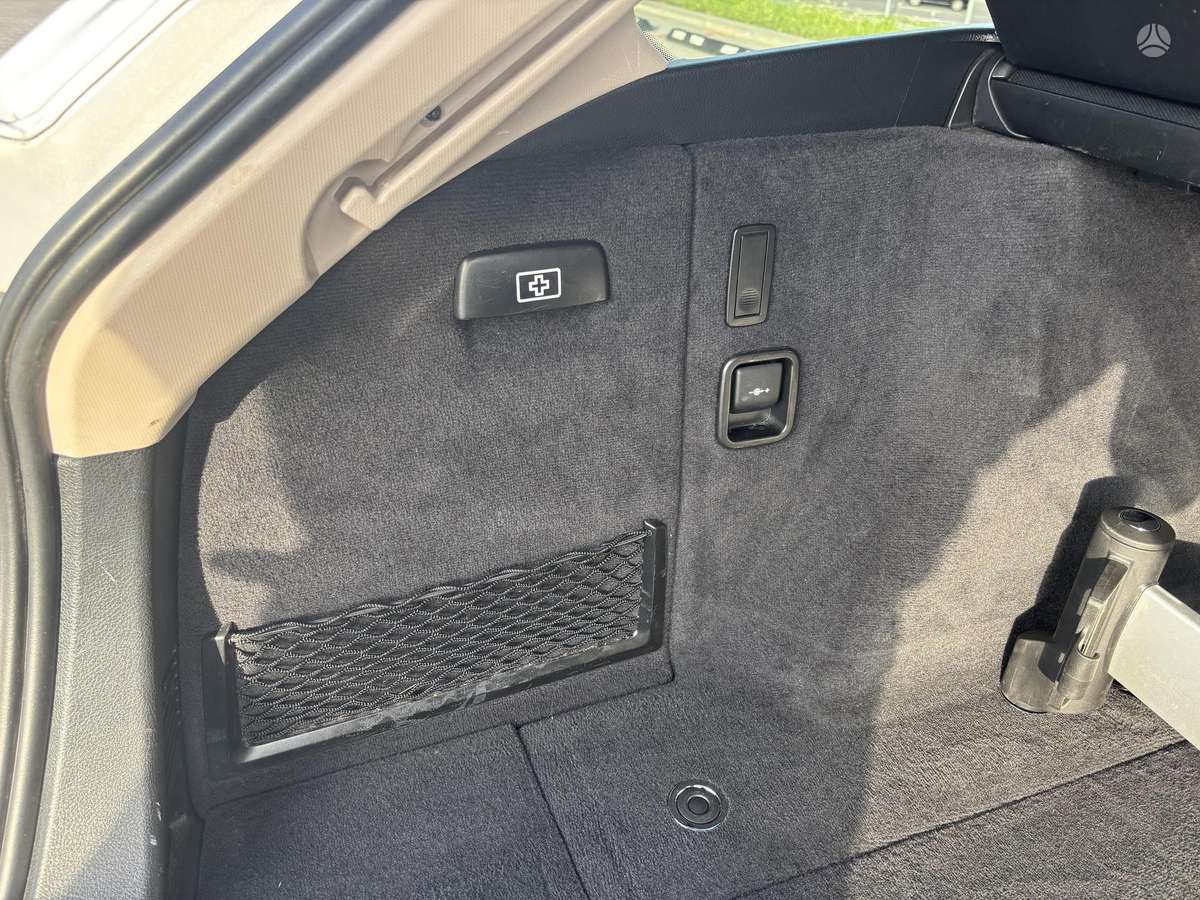 BMW 318, 2.0 l., Универсал