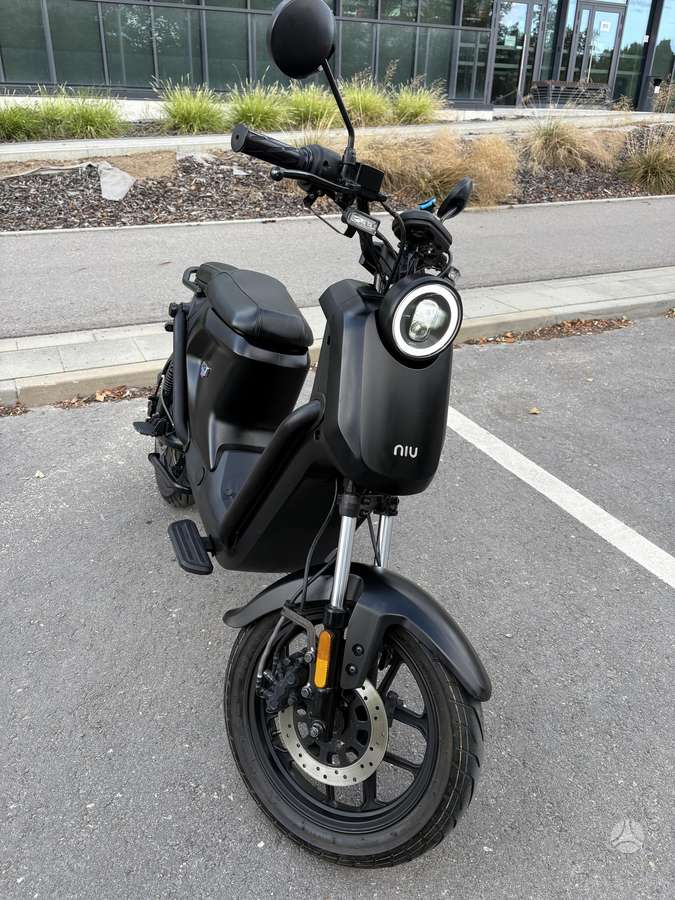 NIU UQi GT, мотороллеры / мопеды