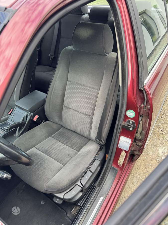 BMW 520, 2.0 l., Седан