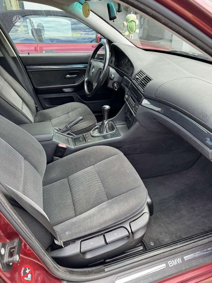 BMW 520, 2.0 l., Седан
