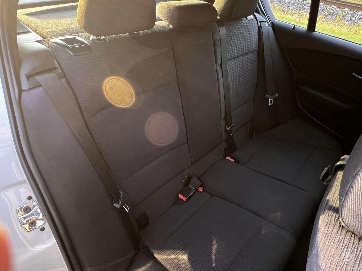 BMW 120, 2.0 l., hatchback