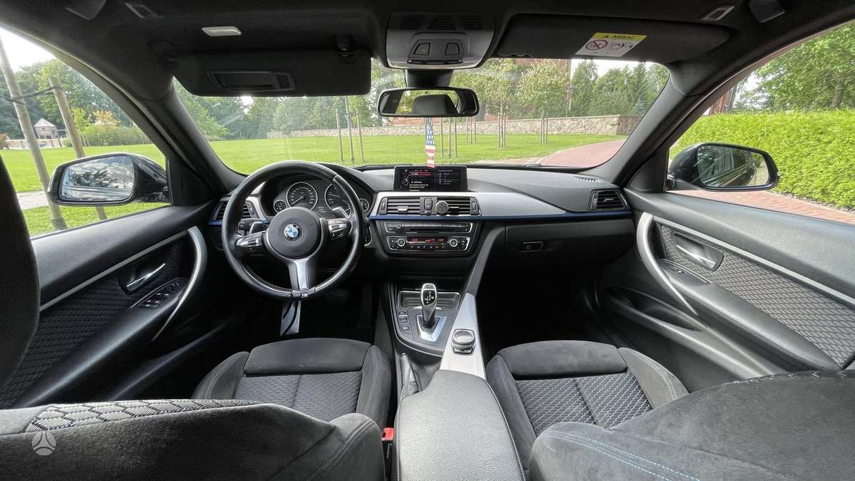 BMW 320, 2.0 l., Седан