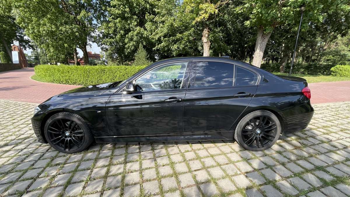 BMW 320, 2.0 l., Седан