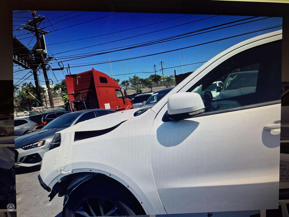 Dodge Durango, 3.6 l., off-road / crossover