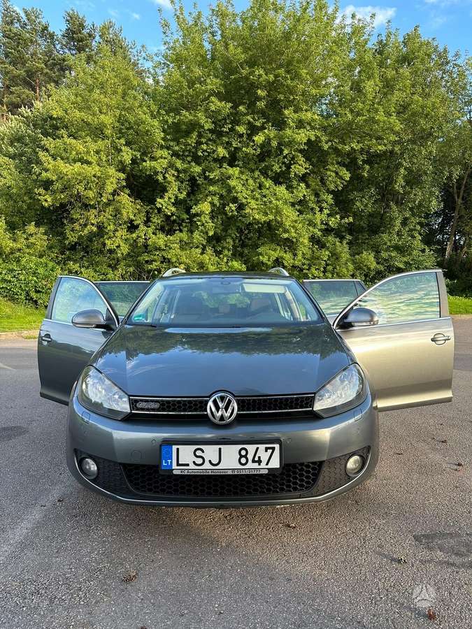 Volkswagen Golf - 11