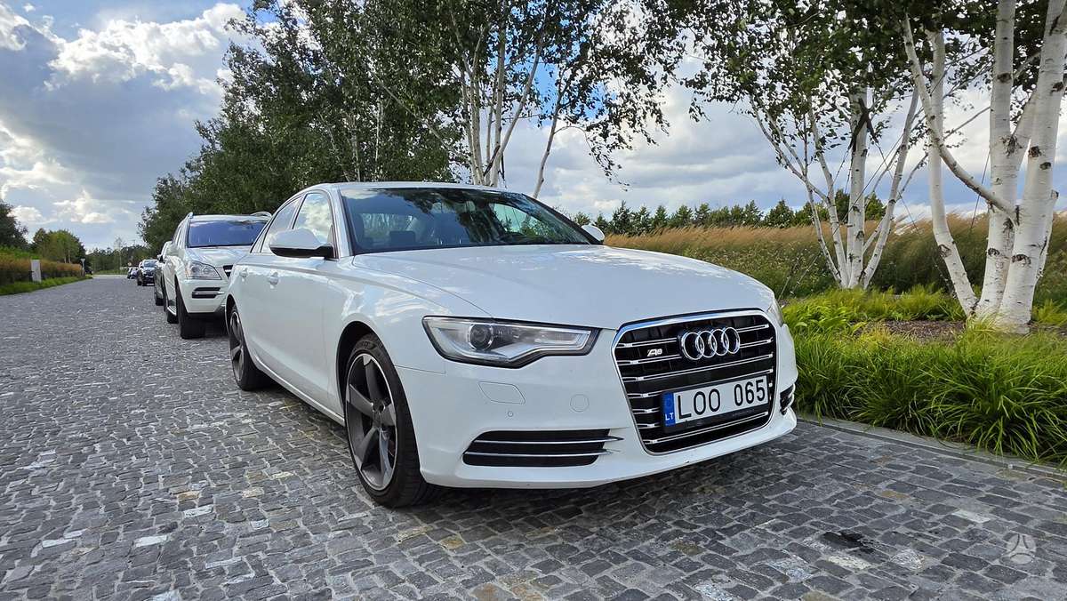 Audi A6, 2.0 l., Седан