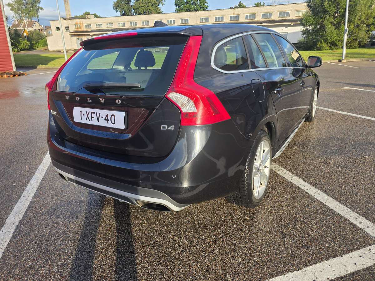 Volvo V60, 2.0 l., Универсал