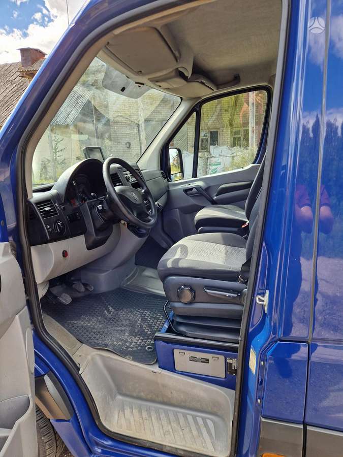 Volkswagen Crafter - 11