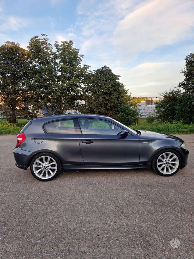 BMW 120, 2.0 l., Хэтчбек