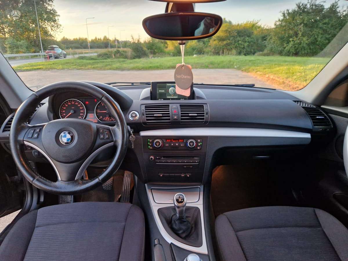 BMW 120, 2.0 l., Хэтчбек