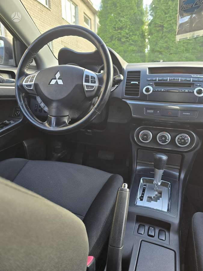 Mitsubishi Lancer, 1.8 l., hatchback