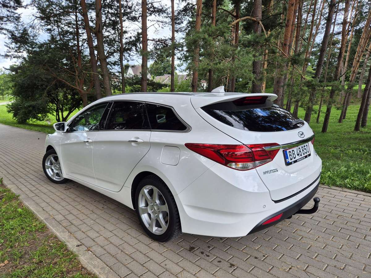 Hyundai i40, 1.7 l., Универсал