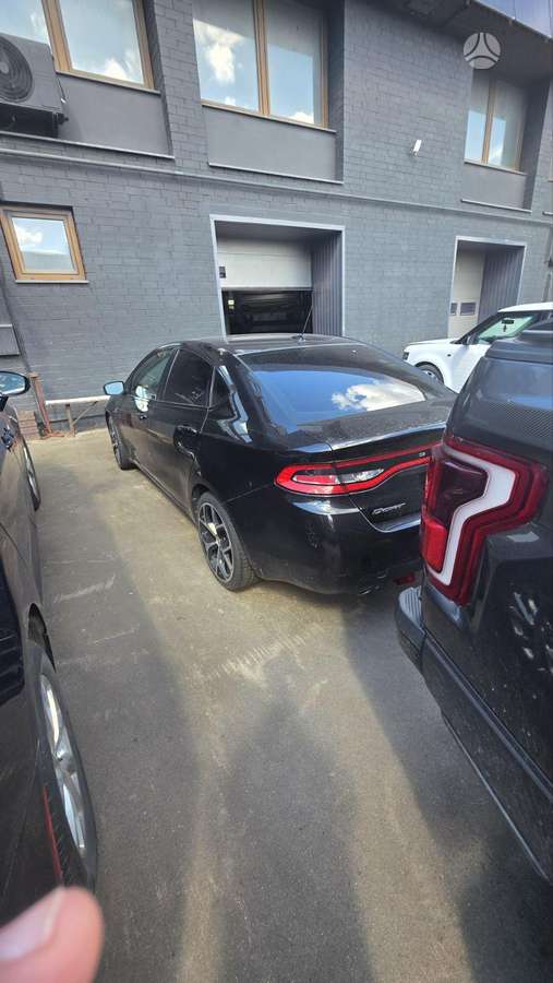 Dodge Dart, Седан