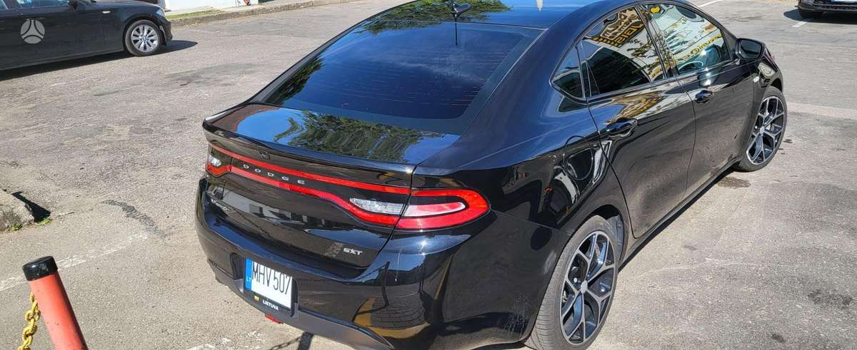 Dodge Dart, Седан