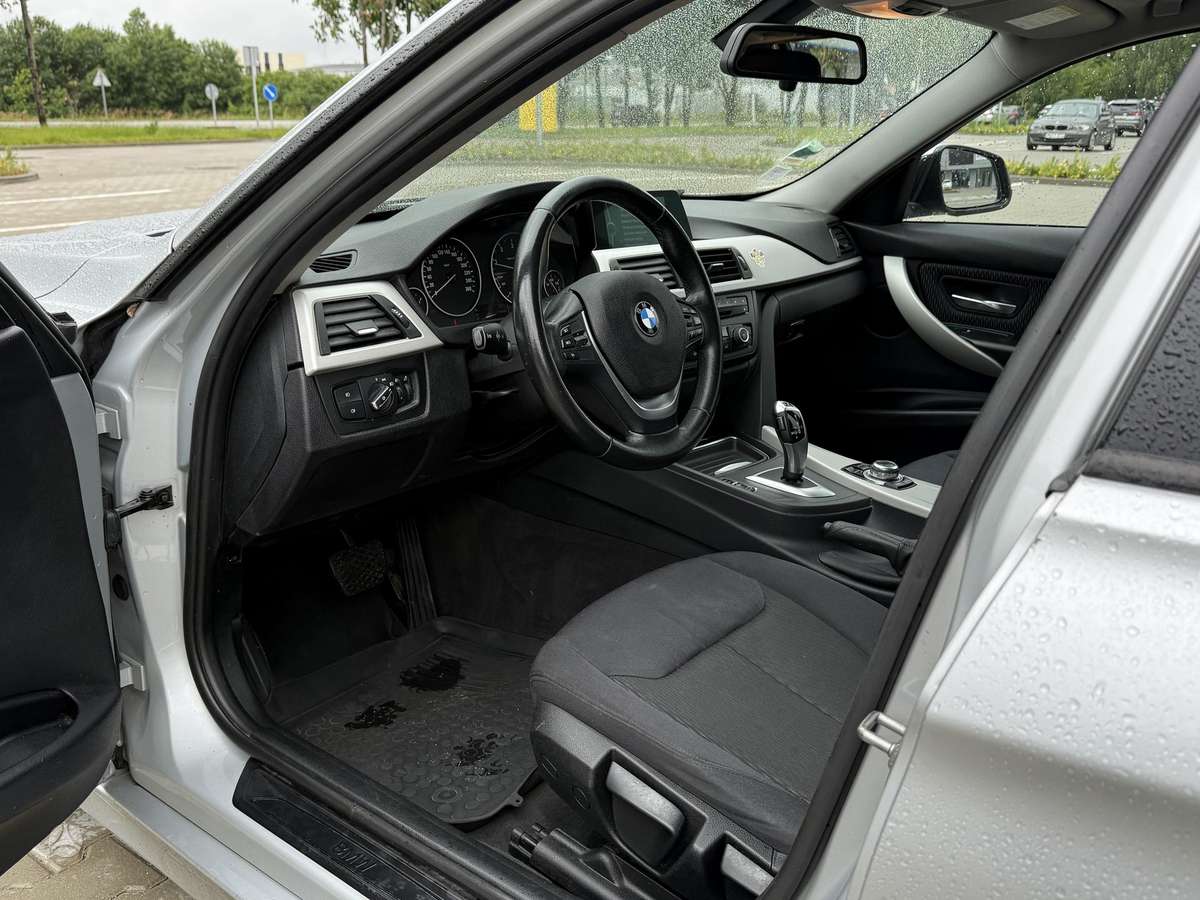 BMW 318, 2.0 l., Универсал