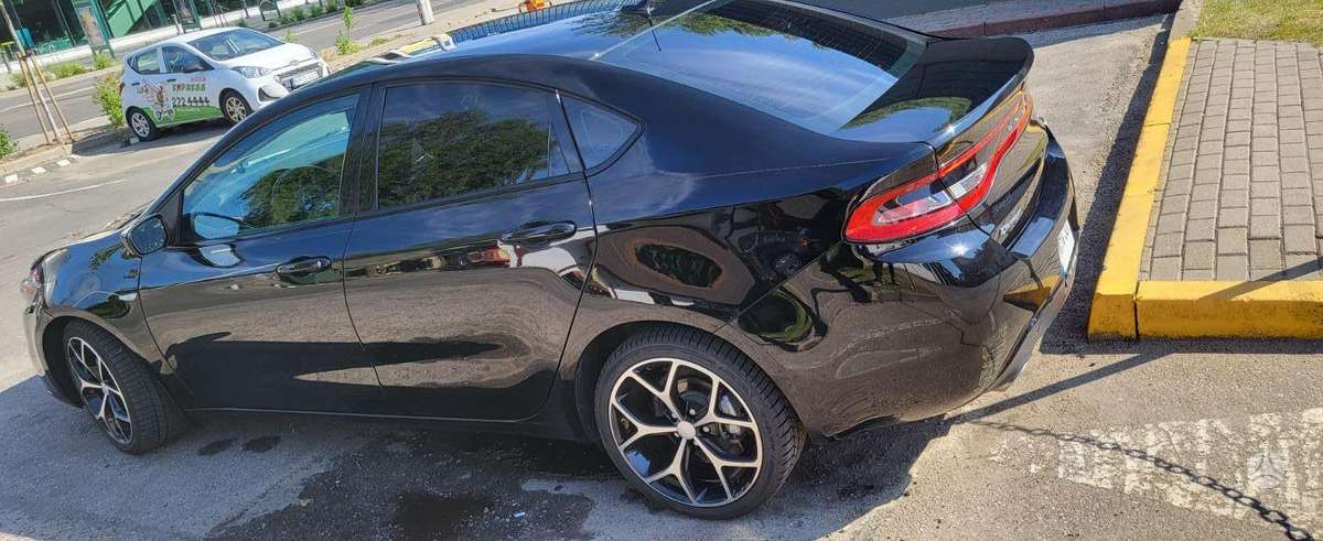 Dodge Dart, Седан