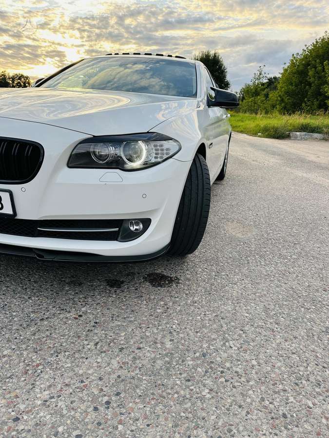 BMW 530, 3.0 l., Седан