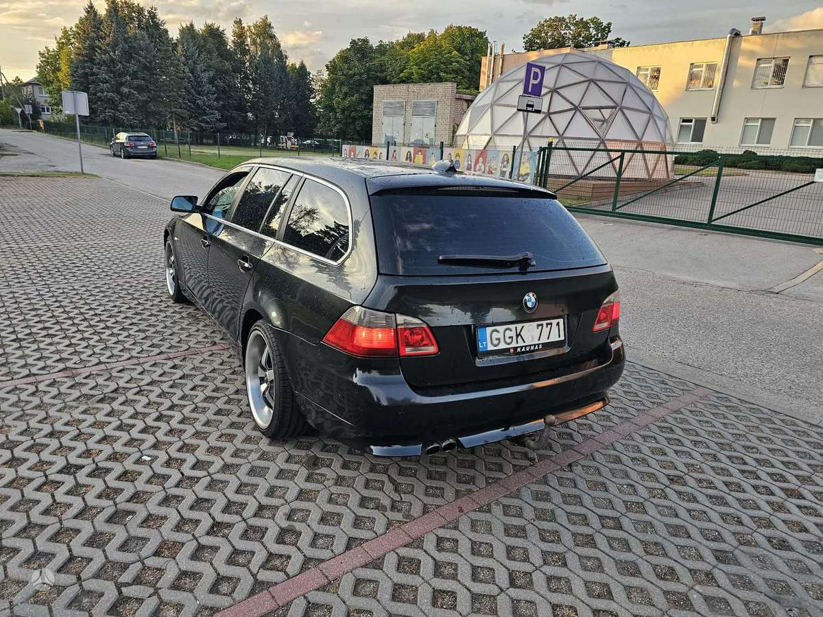 BMW 530, 3.0 l., Универсал