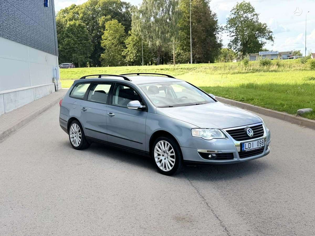 Volkswagen Passat - 2
