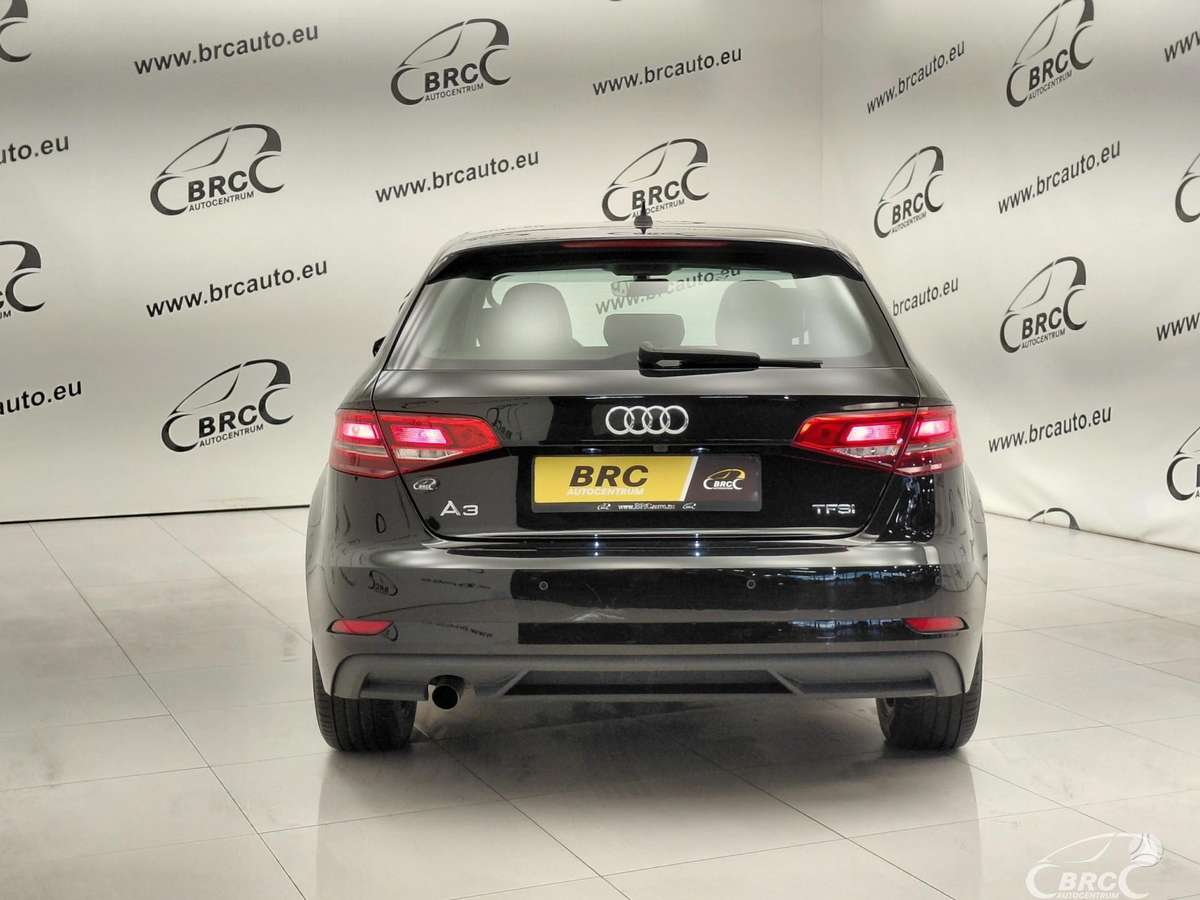 Audi A3, 1.0 l., hatchback