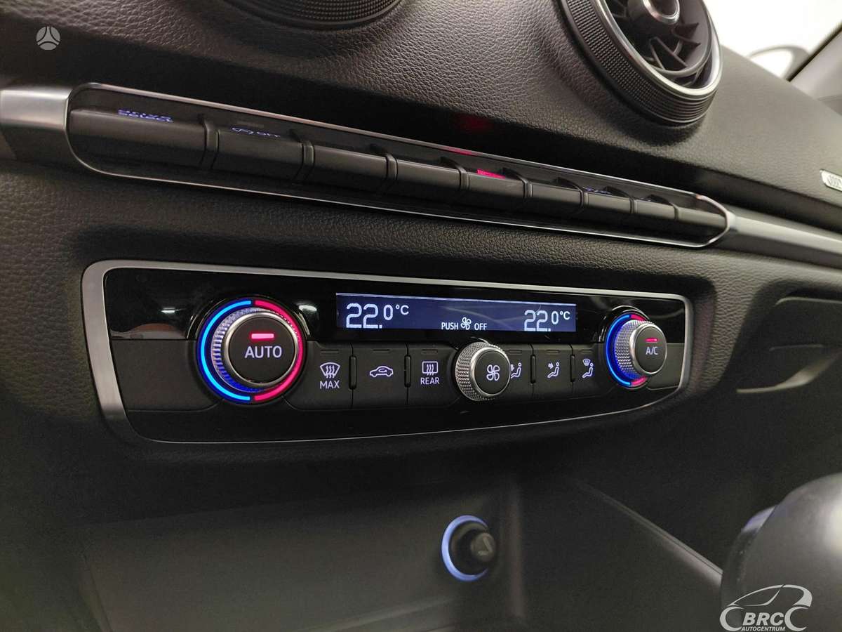 Audi A3, 1.0 l., Хэтчбек