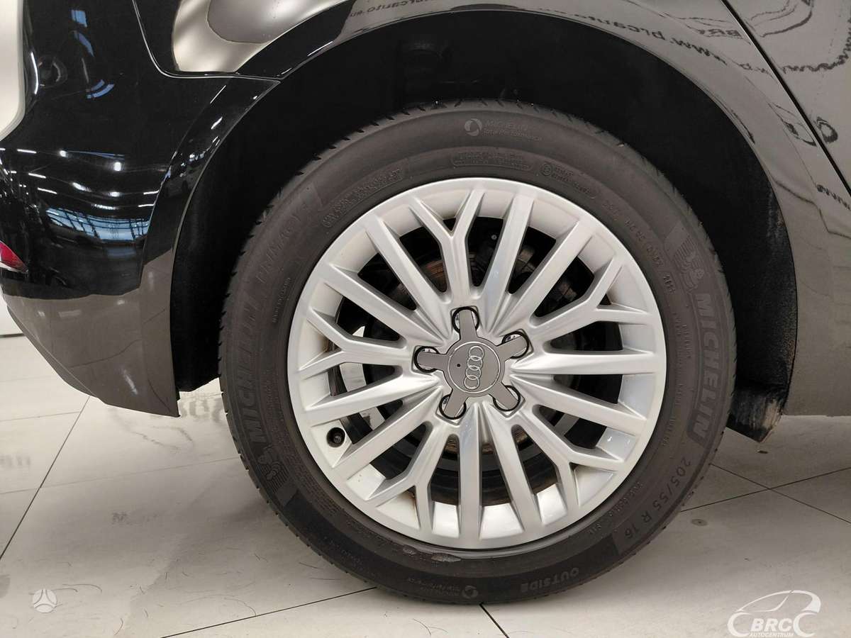 Audi A3, 1.0 l., Хэтчбек