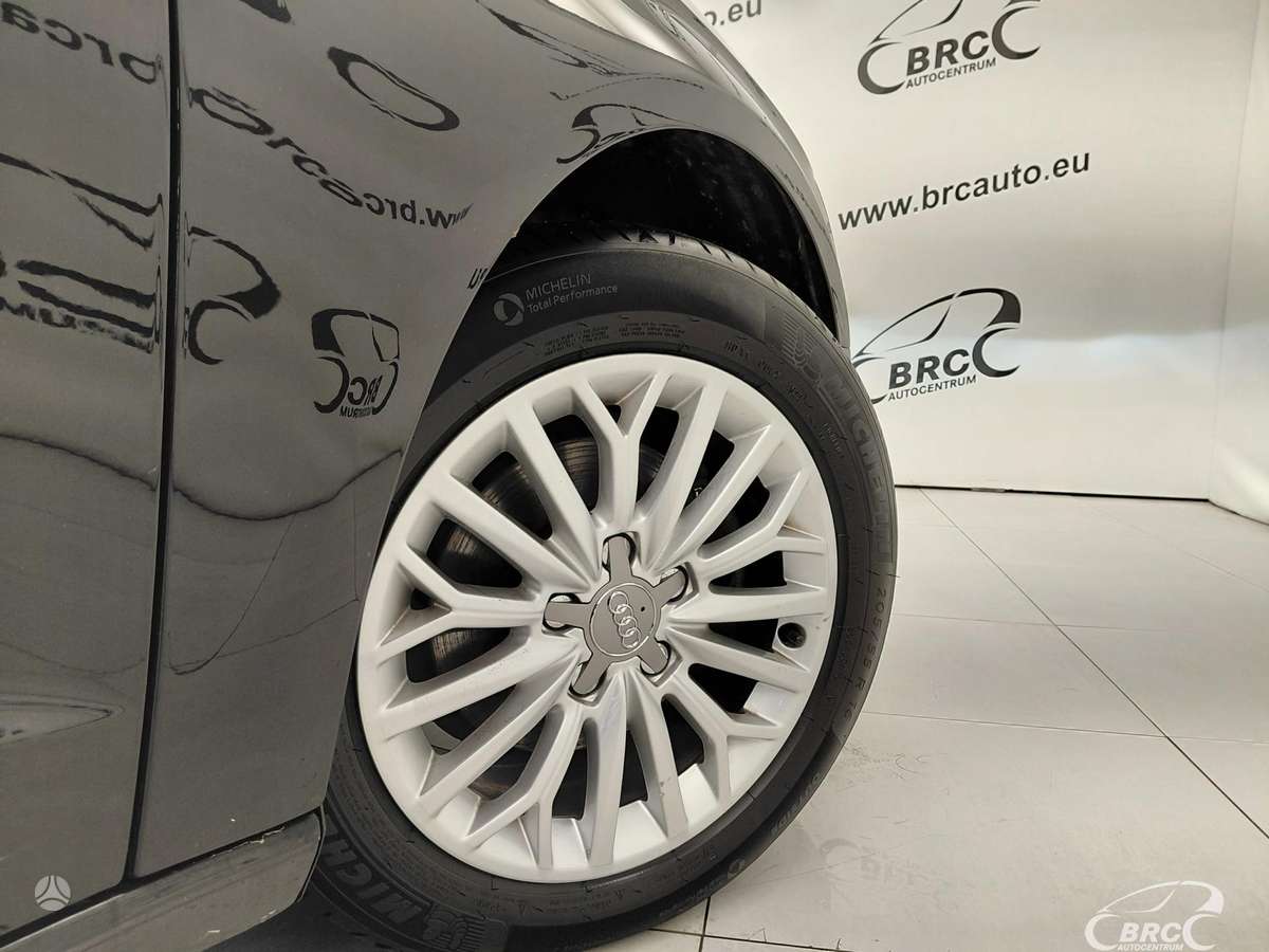 Audi A3, 1.0 l., hatchback