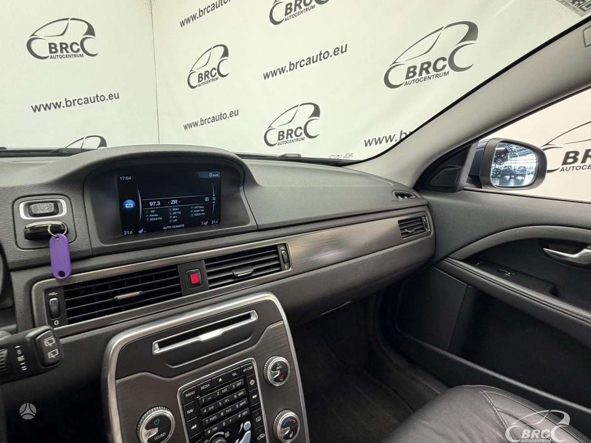 Volvo V70, 2.0 l., Универсал