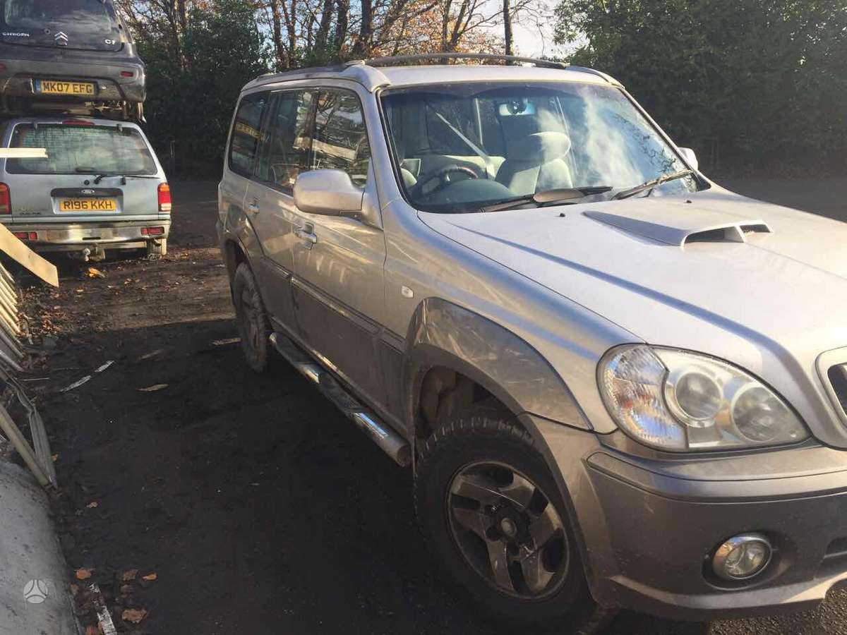 Hyundai Terracan for parts