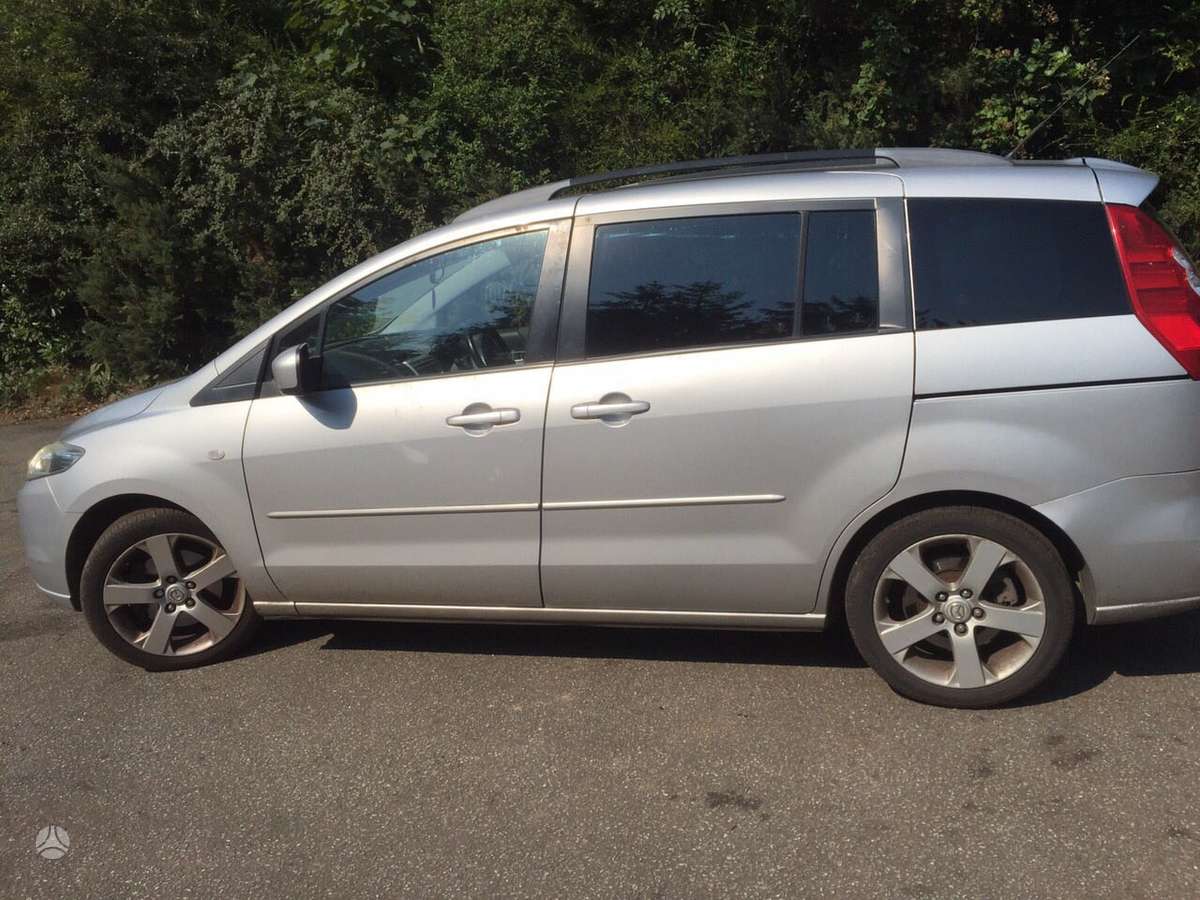 Mazda 5 dalimis