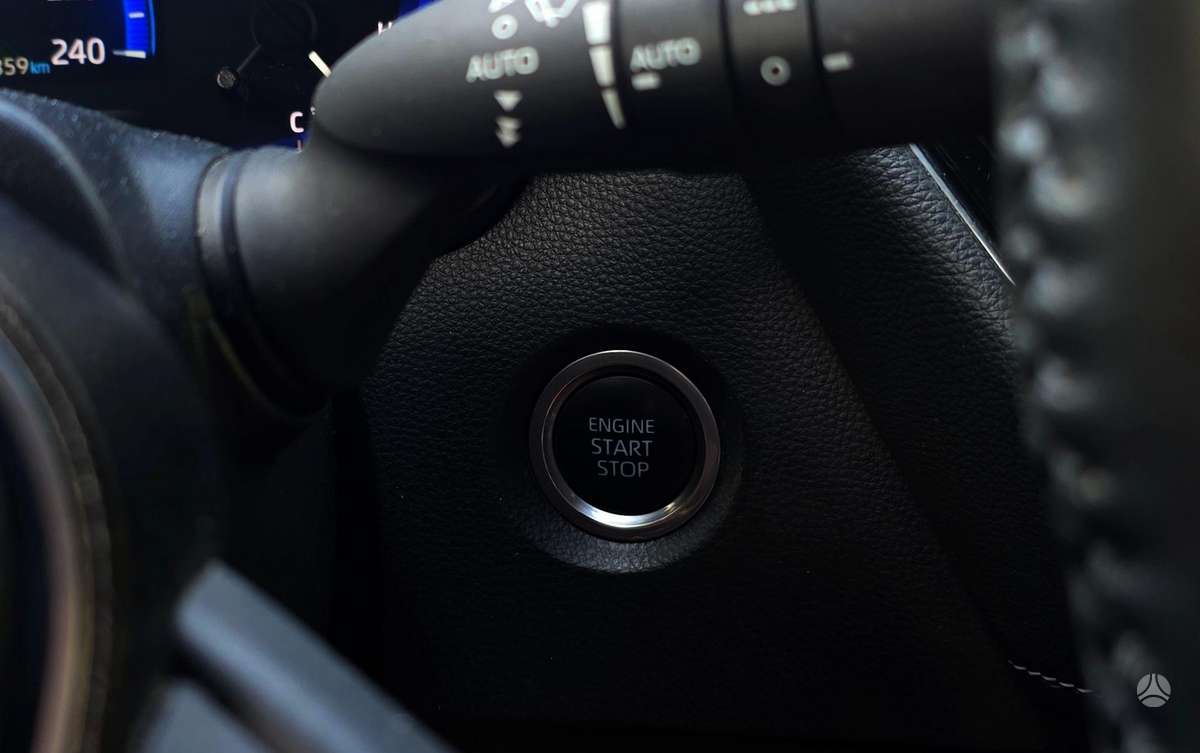 Toyota Corolla, 1.2 l., Универсал