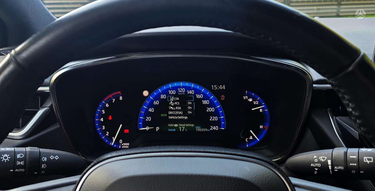 Toyota Corolla, 1.2 l., Универсал