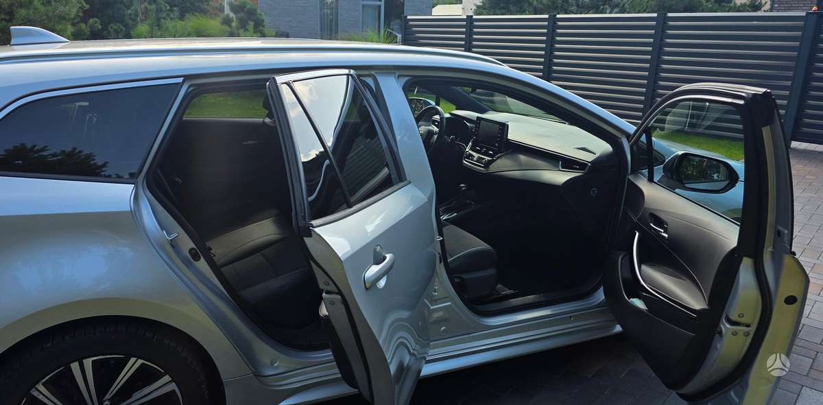 Toyota Corolla, 1.2 l., Универсал