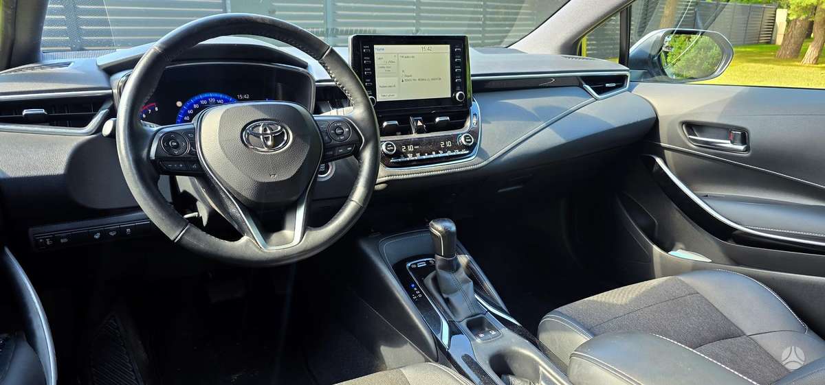 Toyota Corolla, 1.2 l., Универсал