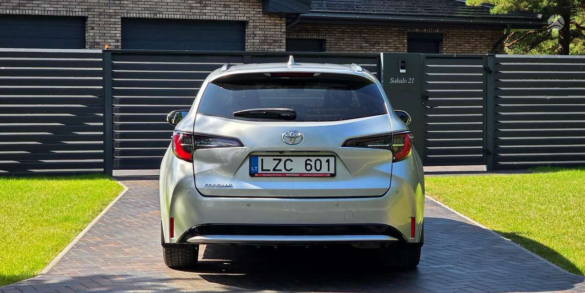 Toyota Corolla, 1.2 l., Универсал