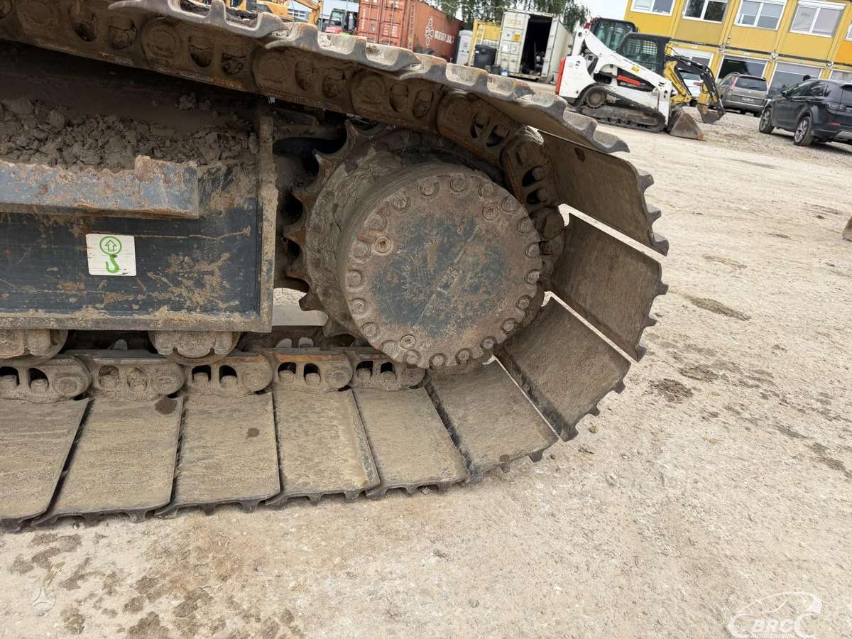 Komatsu PC210LC-11EO Long Reach, экскаваторы