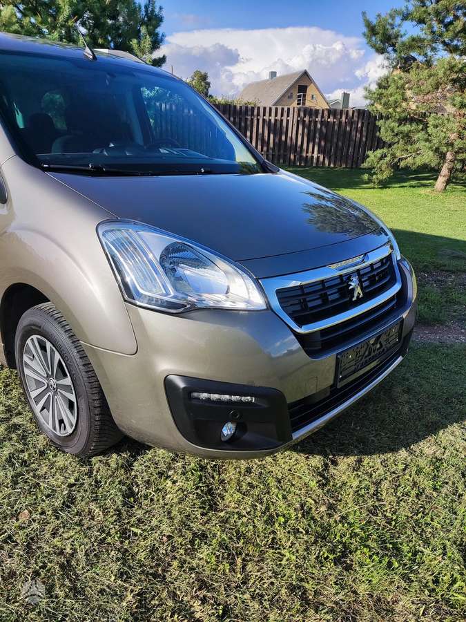 Peugeot Partner, 1.2 l., Минивэн