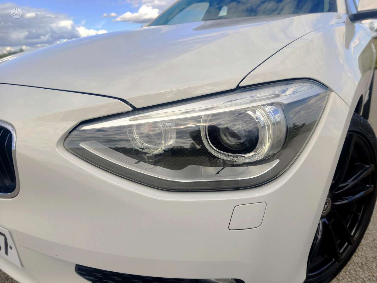 BMW 118, 2.0 l., hatchback