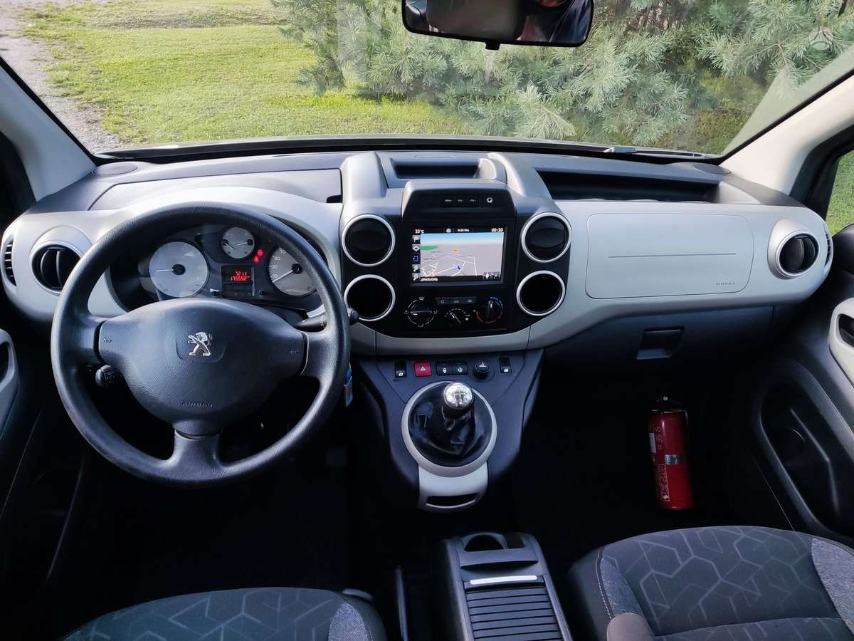 Peugeot Partner, 1.2 l., Минивэн