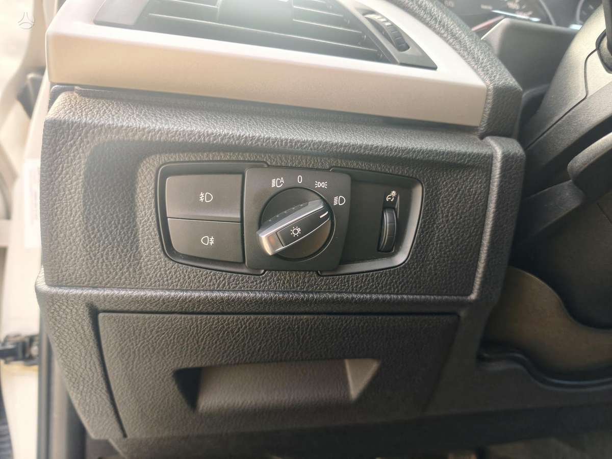BMW 118, 2.0 l., hatchback