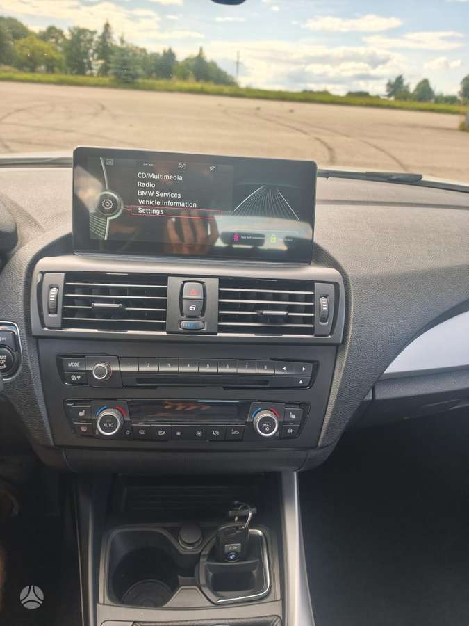 BMW 118, 2.0 l., Хэтчбек