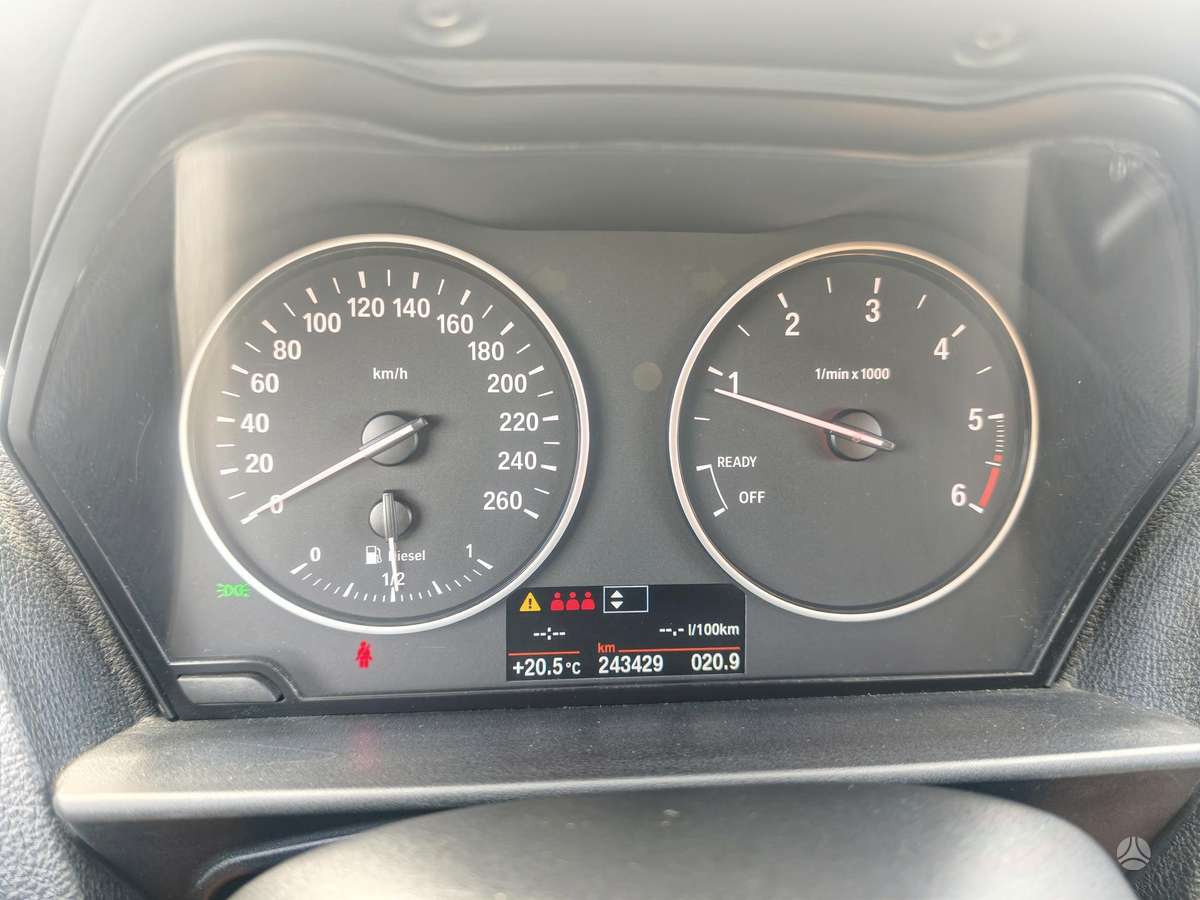 BMW 118, 2.0 l., Хэтчбек