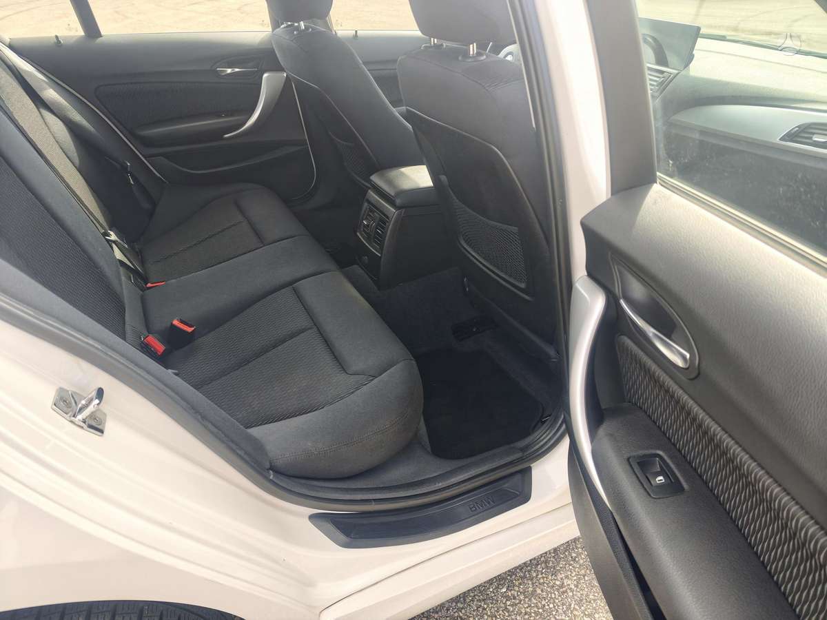 BMW 118, 2.0 l., hatchback