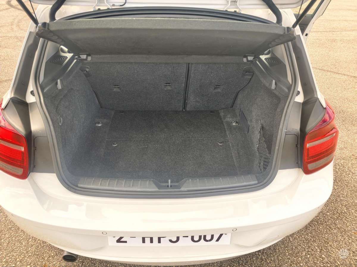 BMW 118, 2.0 l., hatchback