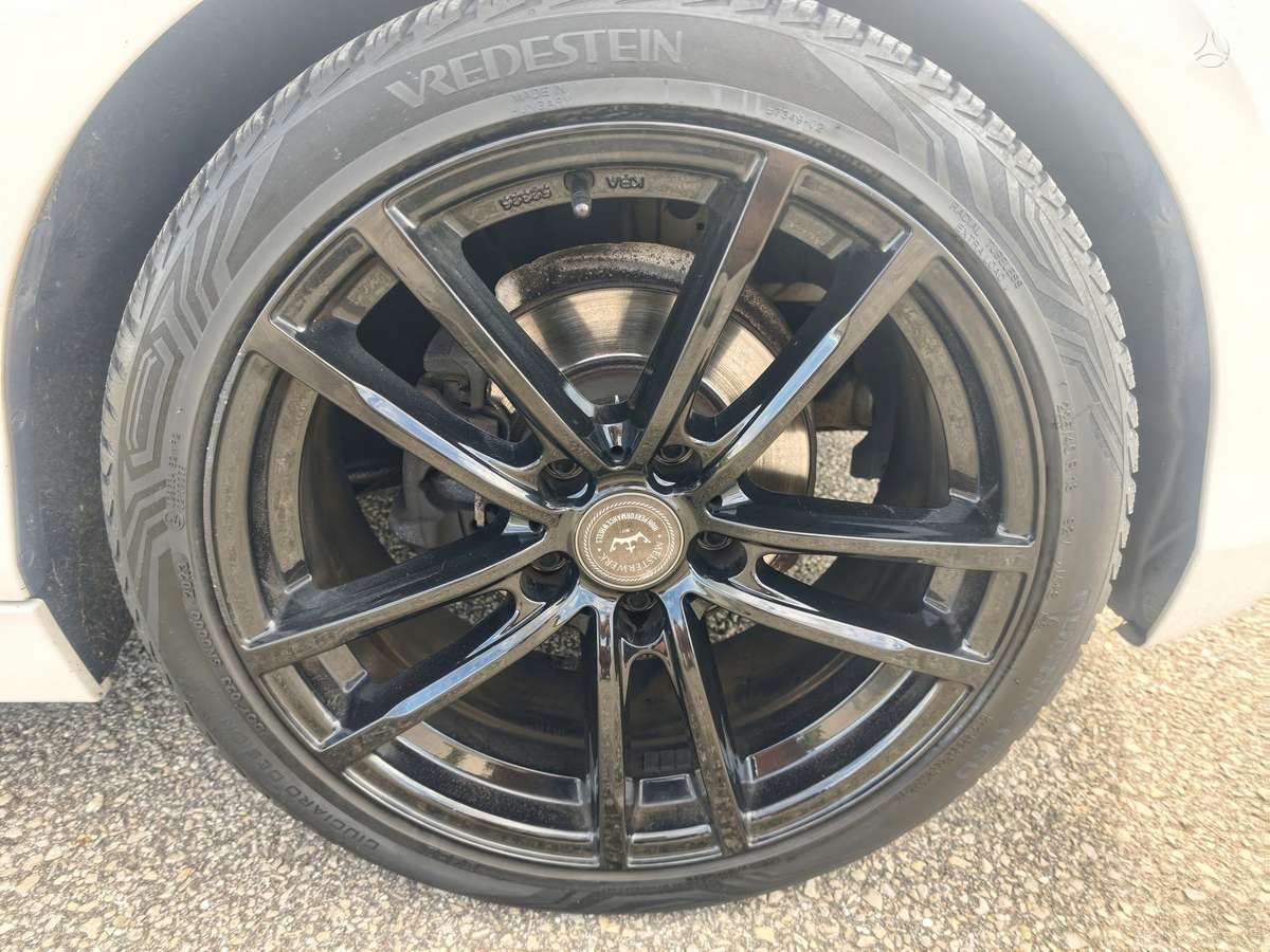 BMW 118, 2.0 l., hatchback