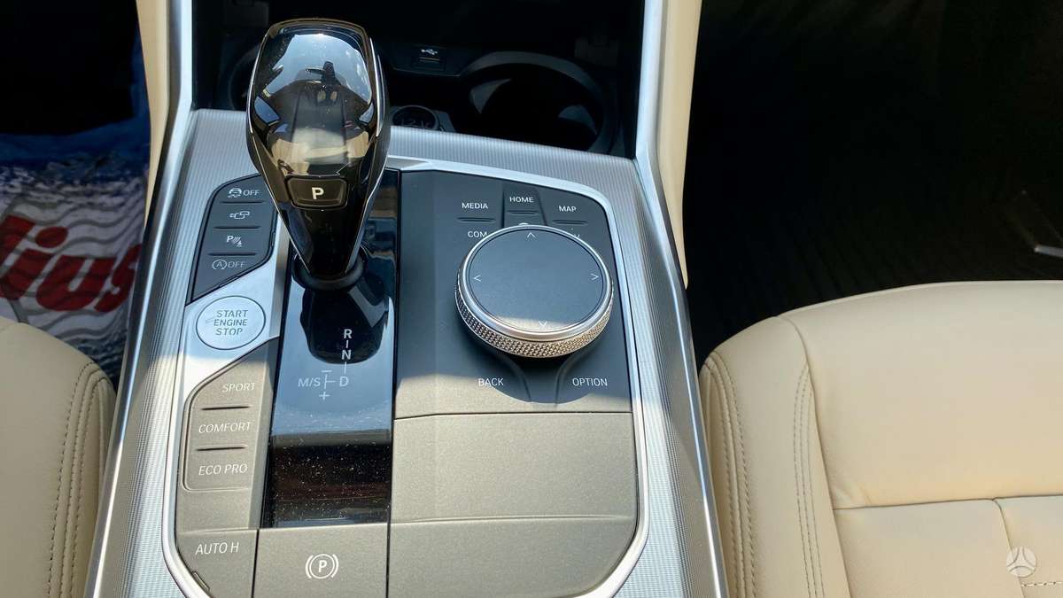 BMW 320, 2.0 l., Седан