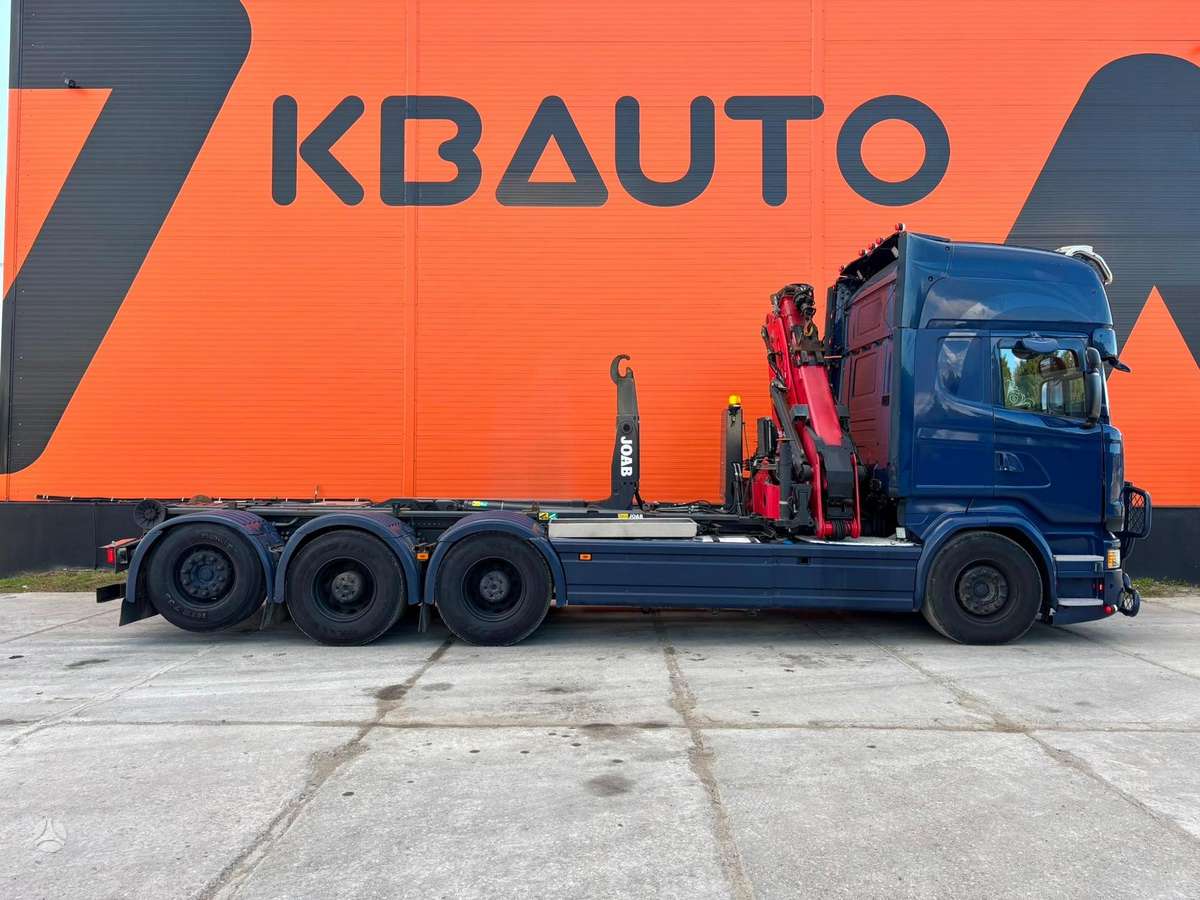 Scania R580 8x4*4, с краном