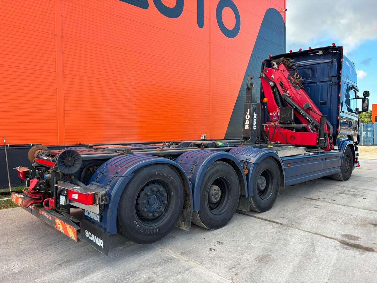 Scania R580 8x4*4, crane trucks