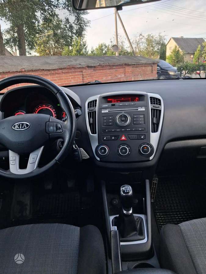 Kia Ceed, 1.6 l., universalas